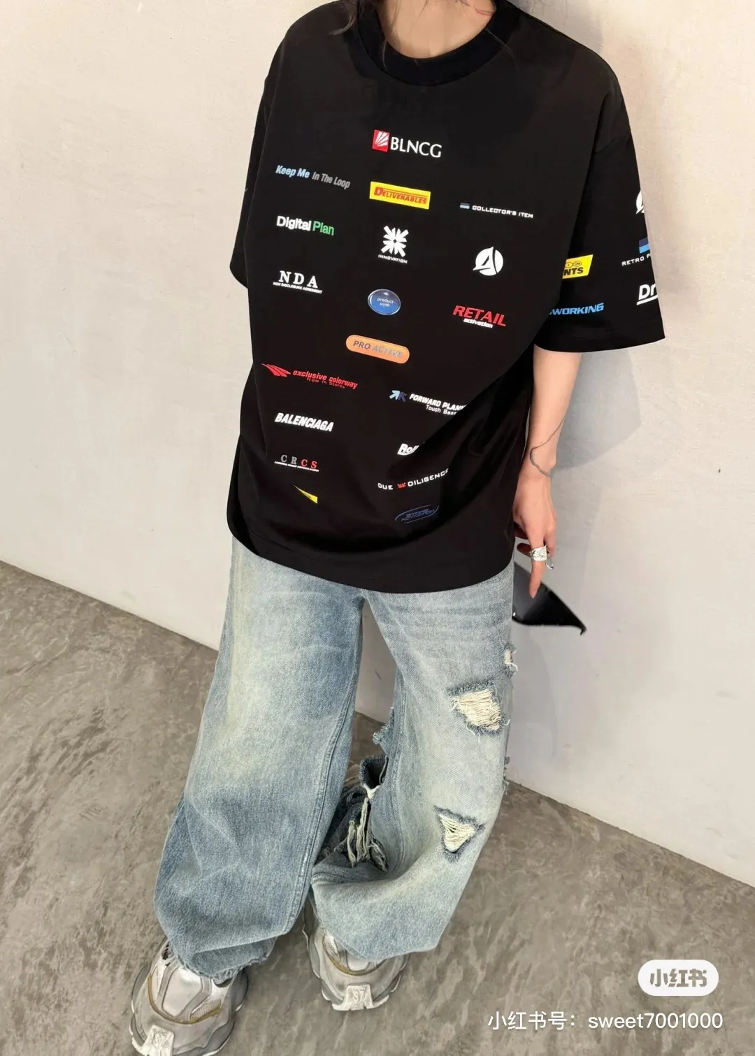 # Balenciaga/ # T Same Style